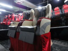 電動缸應(yīng)用動感影院安裝現(xiàn)場